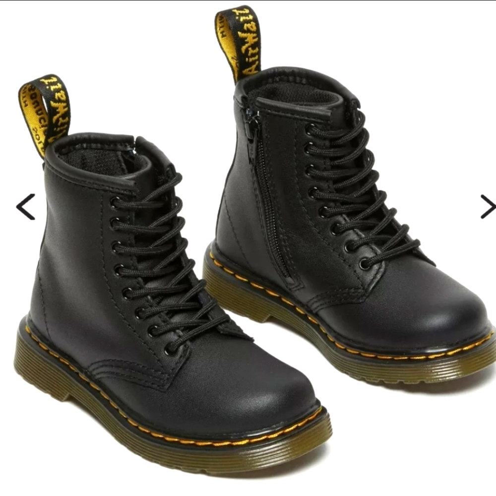 Dr. Martens Junior 1460 Softy T Leather Lace Up Boots, US 1